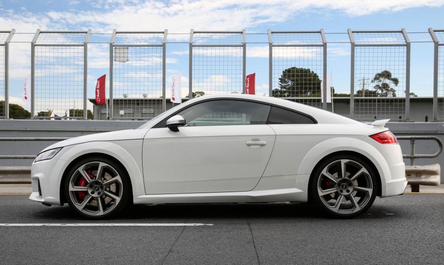  Audi TT RS Coupe (8S) 2017 года  (AU) (фото 40 из 40)